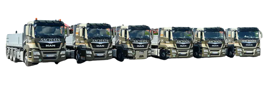 LKWs der Flotte von PS Transporte